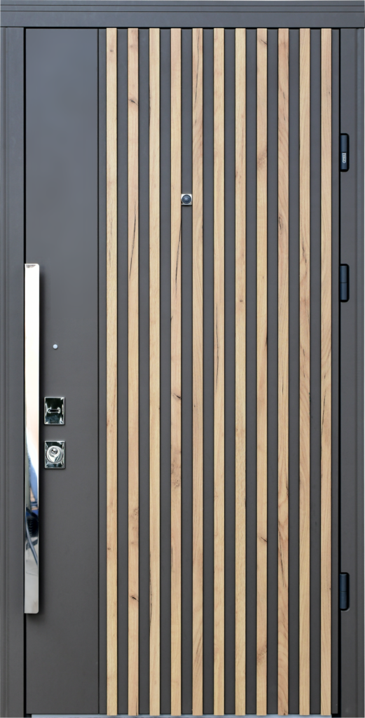 Puerta acorazada en zona de acceso privado