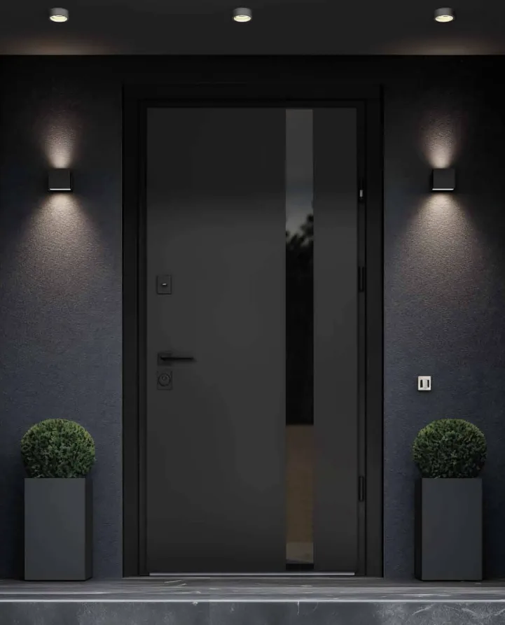 Puerta acorazada negra con manivela